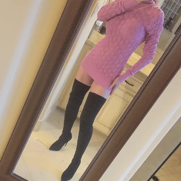 BCBGMAXAZRIA Lavender Knit Sweater Dress, L - Picture 9 of 16